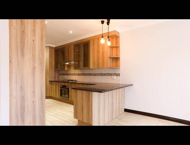 3 BEDROOM CLUSTER FOR SALE IN NEWMARKET